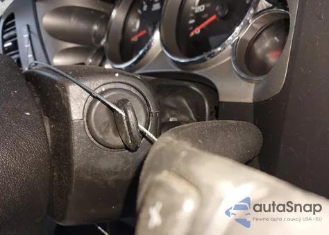 2013 Chevrolet Silverado 1500 Lt z USA, uszkodzony, nr VIN 1GCRKSE71DZ297848